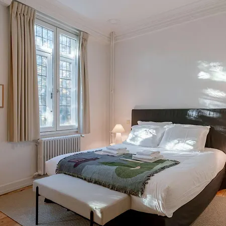 Huswell - Genthof - 1 Holiday home Bruges